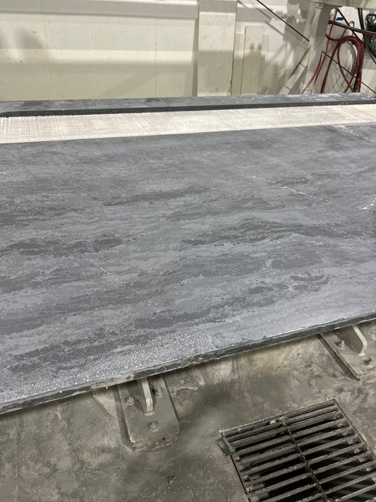 Black Diamond Leathered (rem)