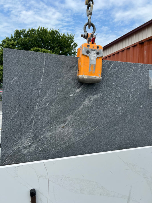 Silver Grey Honed (Rem)