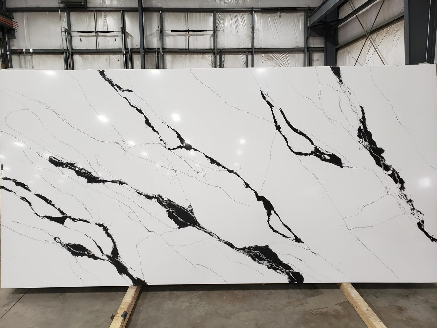 Calacatta Black (Rem)