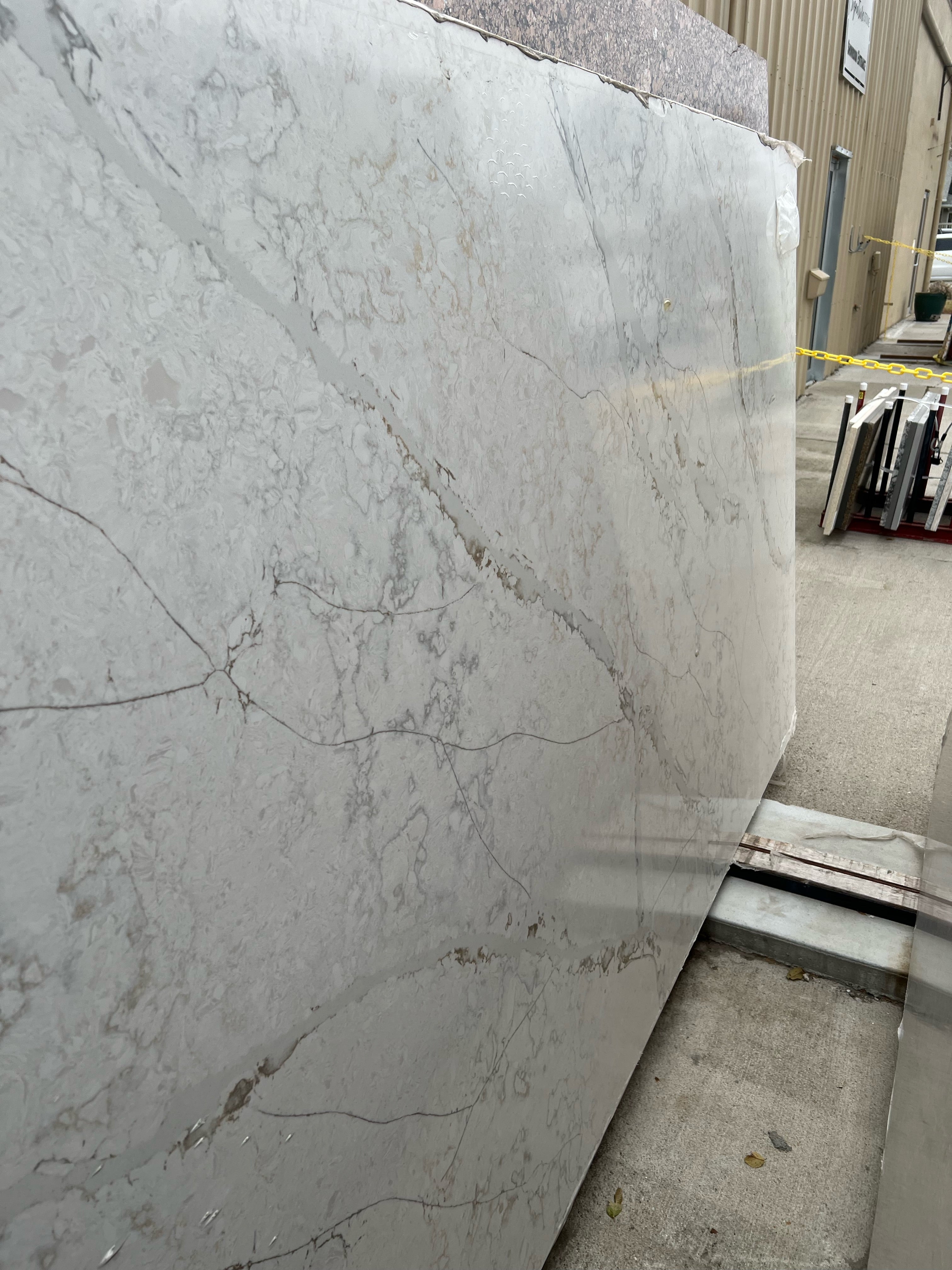 Nevis Ridge Nevis Ridge (Rem) – Signature Stone